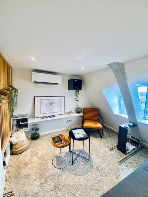 *Astoria 6* Appart Cosy En Plein Centre Vichy Ngoại thất bức ảnh